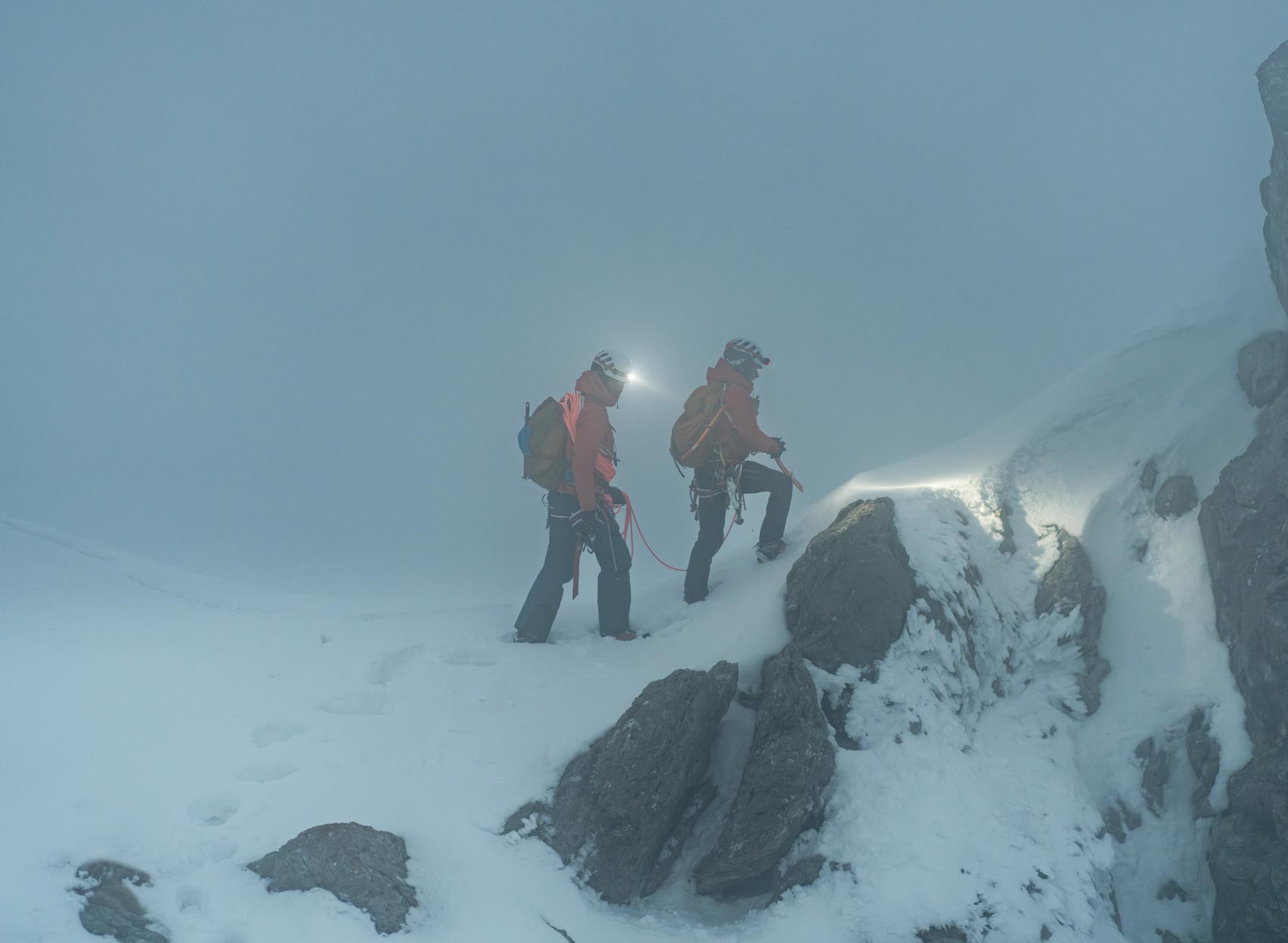 Alpinisme de nuit.